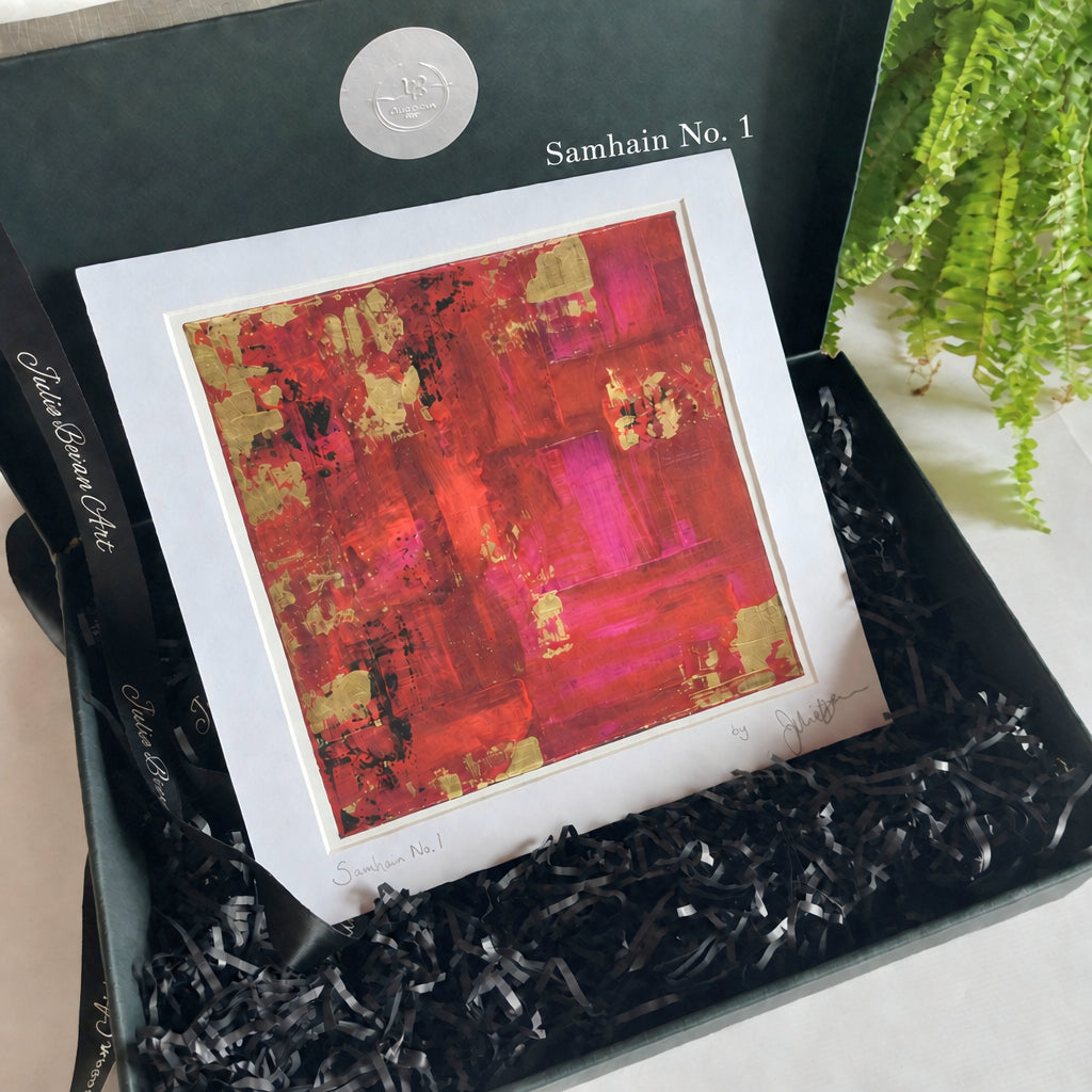 The Obra Art Gift Box